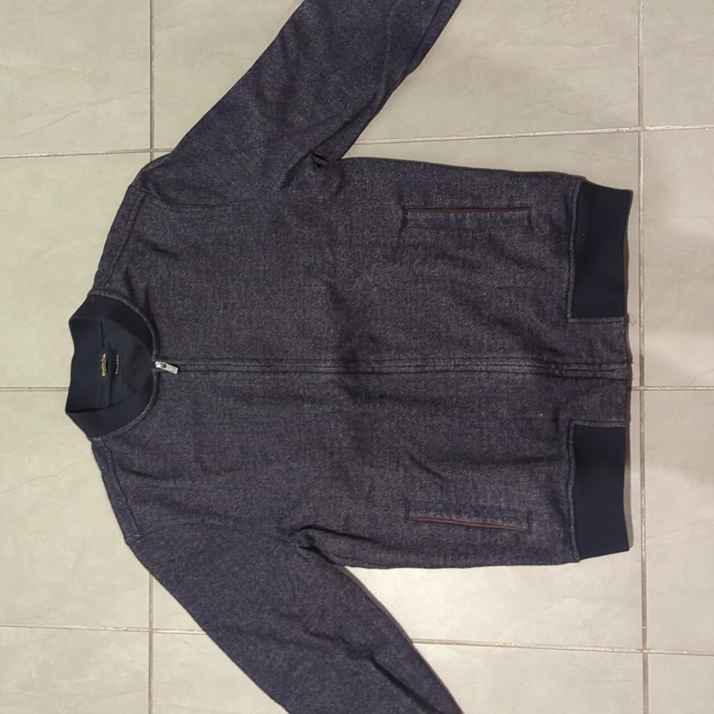 Massimo Dutti Cardigan. Wool blend.